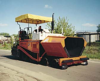 Асфальтоукладчик д 699